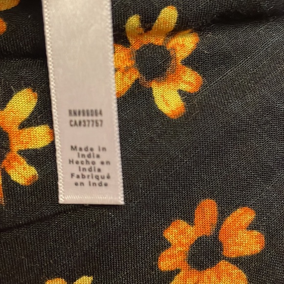 New! RVCA Sunflower Print Slip Skirt - Picture 4 of 7